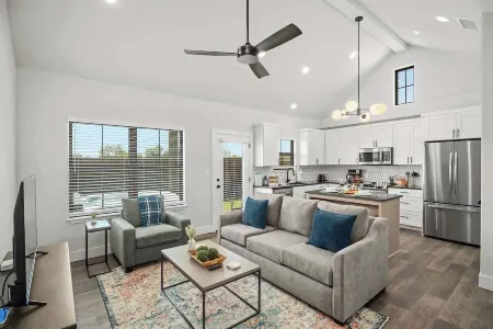 Fred's Joint with Hot Tub