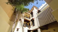 رياض دار بيير