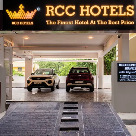 Rcc Hotels Biz stays Begumpet Отели рядом с достопримечательностью «Район Амеерпет»