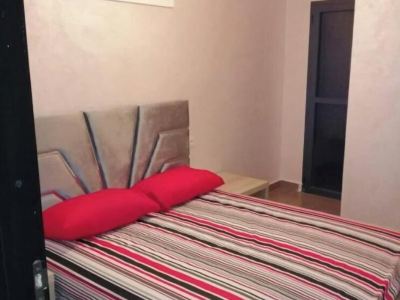 Nice, quiet, modern apartment 2 minutes from the town center