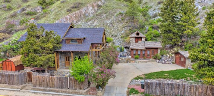 Historic Helena Retreat - Near Dtwn and Mt Helena! Hotels in Helena