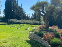 Country House in Provence with Garden Access - Huvilat