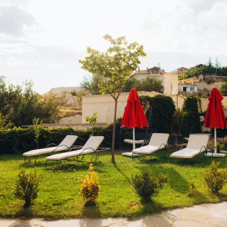 Hezen Cave Hotel