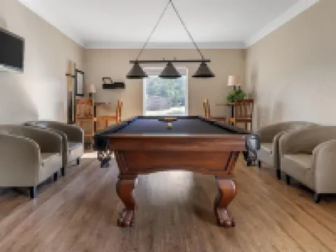Dannys Hotel Suites, SureStay Collection by Best Western Hotels in Gloucester County