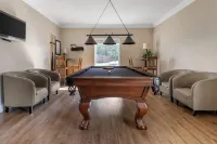 Dannys Hotel Suites, SureStay Collection by Best Western Hotels in Bathurst