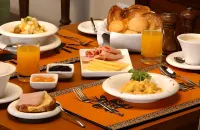 Raymi Hotel - Airport Shuttle