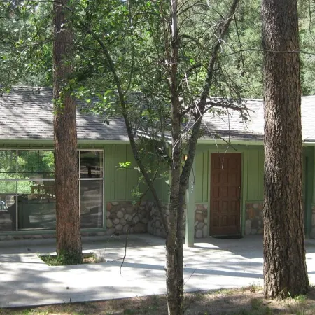 Right on the famous Ruidoso River!!!