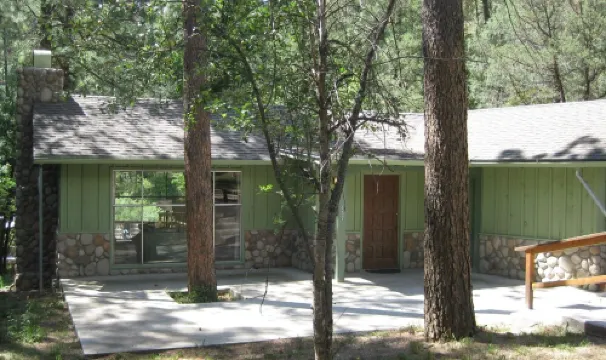 Right on the famous Ruidoso River!!!