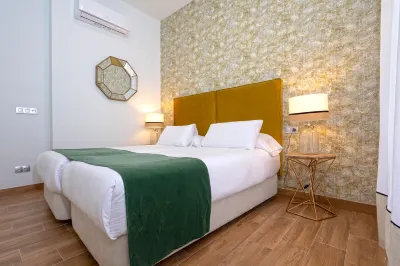 Modern apartment located close from the city center. Recaredo V Hotels in Cerro-Amate