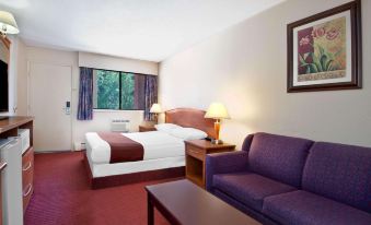 Howard Johnson by Wyndham Red Deer