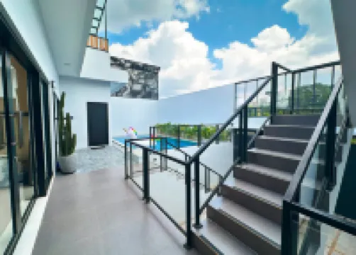The Absolut Villa