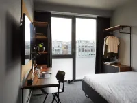 The Social Hub Toulouse Hotels near EDF Bazacle Complex