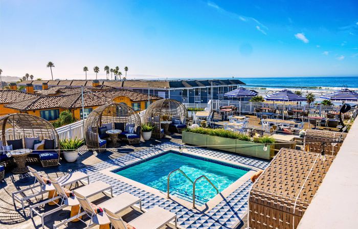 Inn at the Pier Pismo Beach, Curio Collection by Hilton