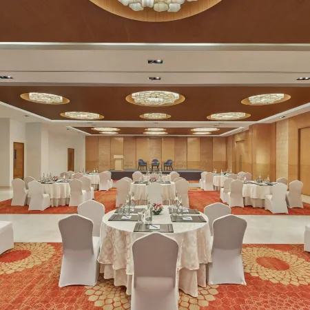 Four Points by Sheraton Hotel & Serviced Apartments, Pune