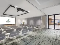 Holiday Inn Melbourne Bourke Street Mall by IHG Hotels near Block Arcade
