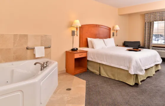 希爾頓歡朋酒店-格蘭德艾蘭