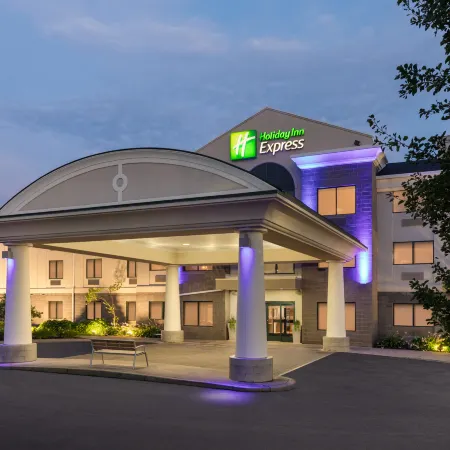 Holiday Inn Express SYRACUSE AIRPORT by IHG