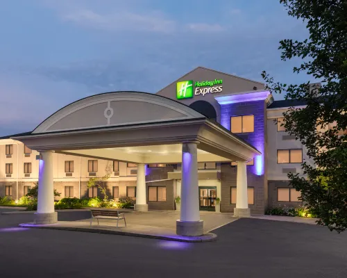 Holiday Inn Express 錫拉丘茲機場 薩利納酒店