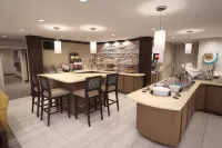 Staybridge Suites COLUMBUS - FORT BENNING by IHG - sarapan