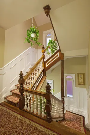 Victoria's Mansion Guest House