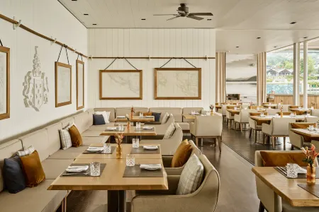 Falkensteiner Schlosshotel Velden – the Leading Hotels of the World Отели в г. Ossiach