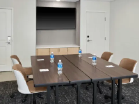 蘭辛北TownePlace Suites酒店 蘭辛酒店