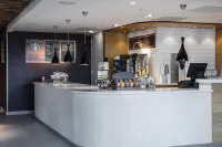 Holiday Inn Express Amsterdam Arena Towers - bar