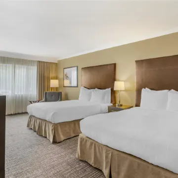 Best Western Plus Garden Court Inn