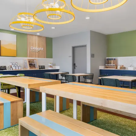 Spark by Hilton Indianapolis Northeast Fishers