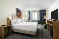 Spark by Hilton Portland Airport Maine Mall