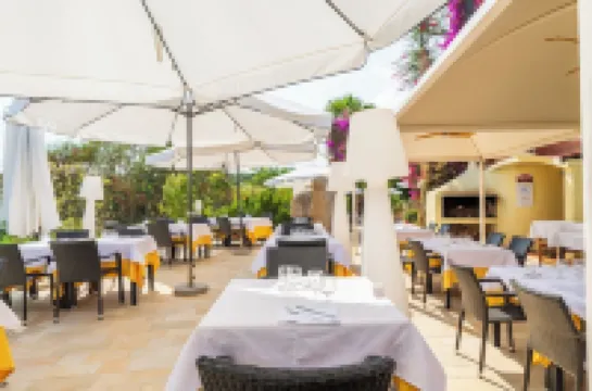 Aparthotel Domus De Janas Sul Mare Hotel a Bari Sardo