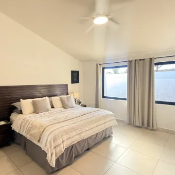 Modern Lux Ajijic 2 Bed Home -Fantastic Location -Bikes -Gym -Pickleball Court