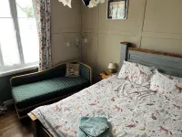 Webb's of Glomel Hôtels à : Lanrivain