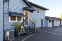 Hillsboro Inn & Suites