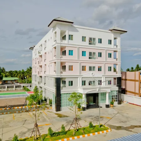 Kozy Inn Отели рядом с достопримечательностью «Старый город»