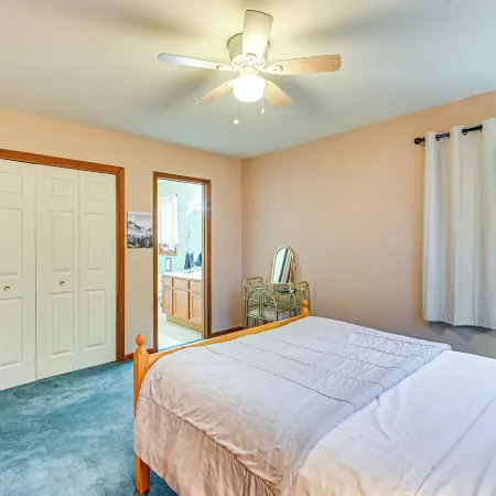 Near Hiking & Skiing: Hunter Mountain Getaway! Hotels in Hunter