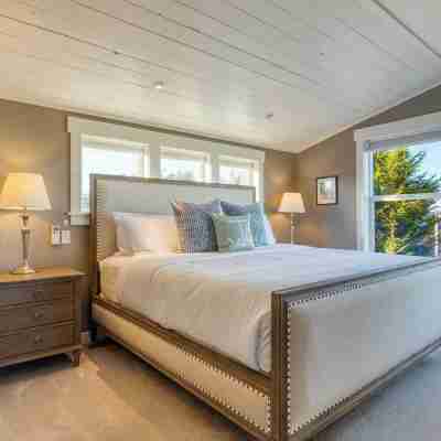 3-home Coastal Retreat w/ Sauna, Firepit & Greenhouse Seabright Haven by Avantstay Rooms