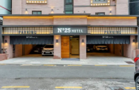 Sadang No.25 Gwanaksan Forest Trail周辺のホテル