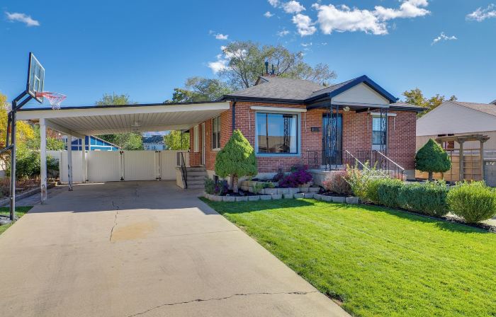 Great Outdoor Space! Family Home in SLC Suburbs