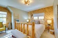 Port Austin Cabin w/ Hot Tub: 1 Mi to Beach! - Boutique