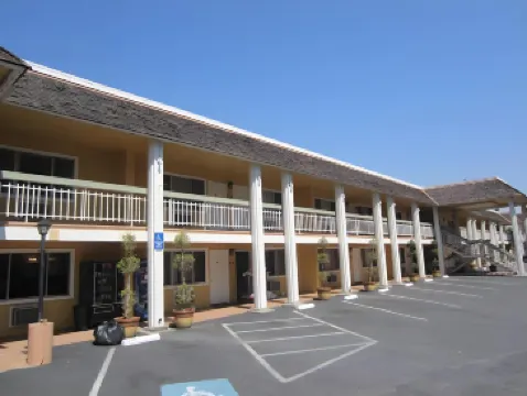 Caravelle Inn Extended Stay