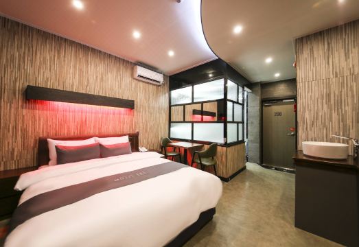 태백M+드라이브인 무인텔 대표 이미지