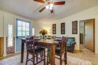 4 Mi to Bennett Spring SP: Dog-friendly Home! - 2-Star