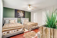 'a Time to Remember' Home in Tobyhanna w/ Pool! - parking