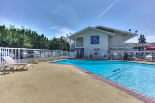 Motel 6 Tigard, or - Portland South - Lake Oswego