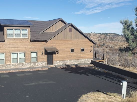 Get away and relax at Elk Ridge, a modern lodge in the mountains of Ruidoso.