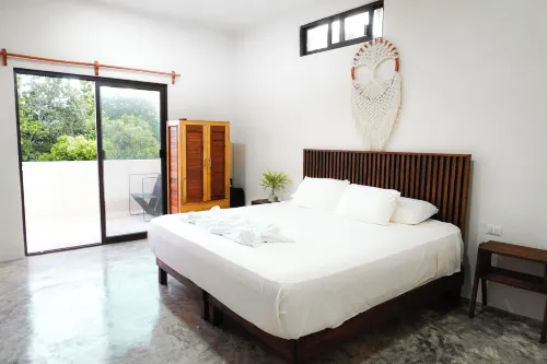 โรงแรม ลิดนา คิน