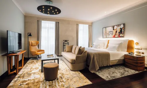 MYTHIC SANA Downtown Suites