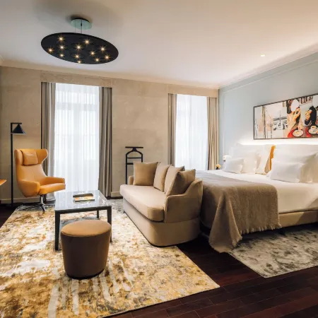 MYTHIC SANA Downtown Suites