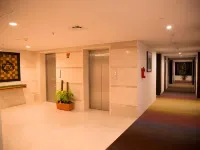 V7 Hotel